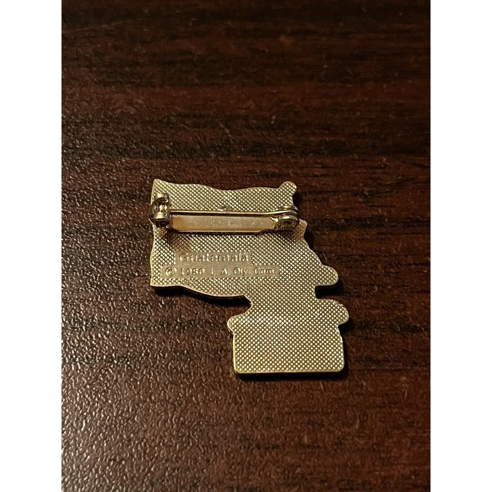 Vintage‎ 1984 Los Angeles Olympics Coca Cola Sam Eagle Guatemala Flag Lapel Pin